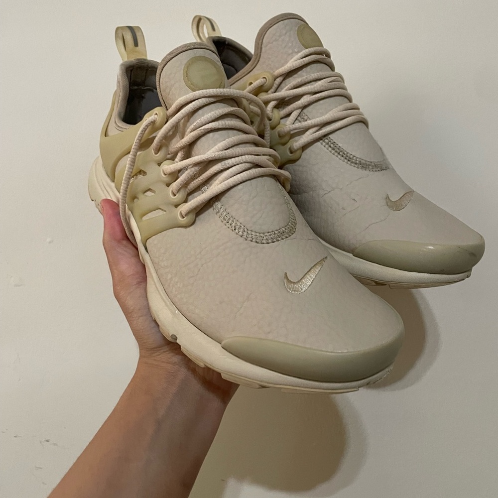 Nike Light Beige Athletic Shoes - Picture 3 of 6